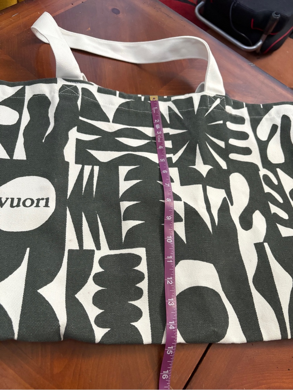 Vuori Dark Green & White Pattern Tote Bag - Picture 4 of 6